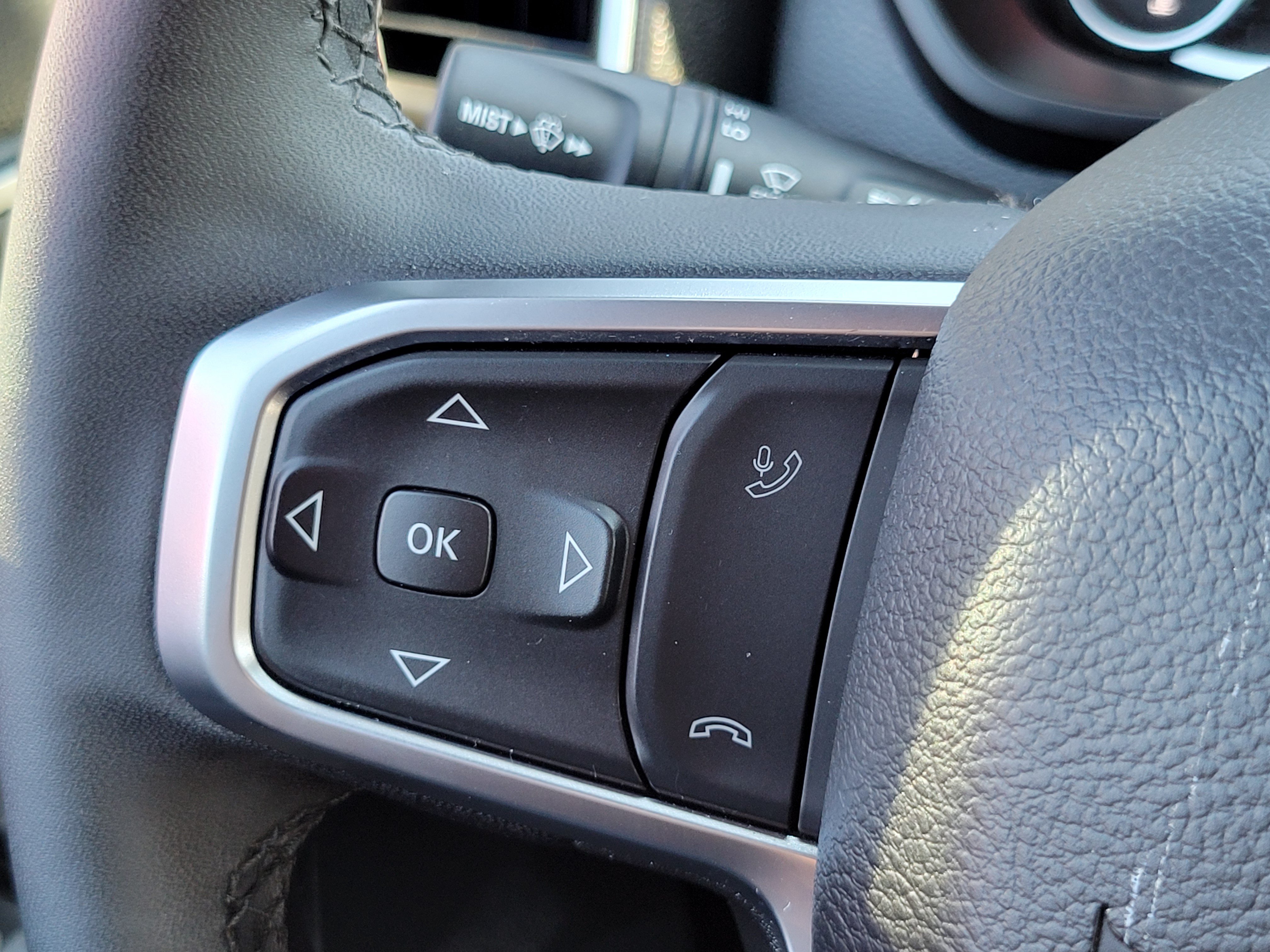 Used 2025 RAM 3500 Lone Star w/ Safety Group AWD/4WD image 11