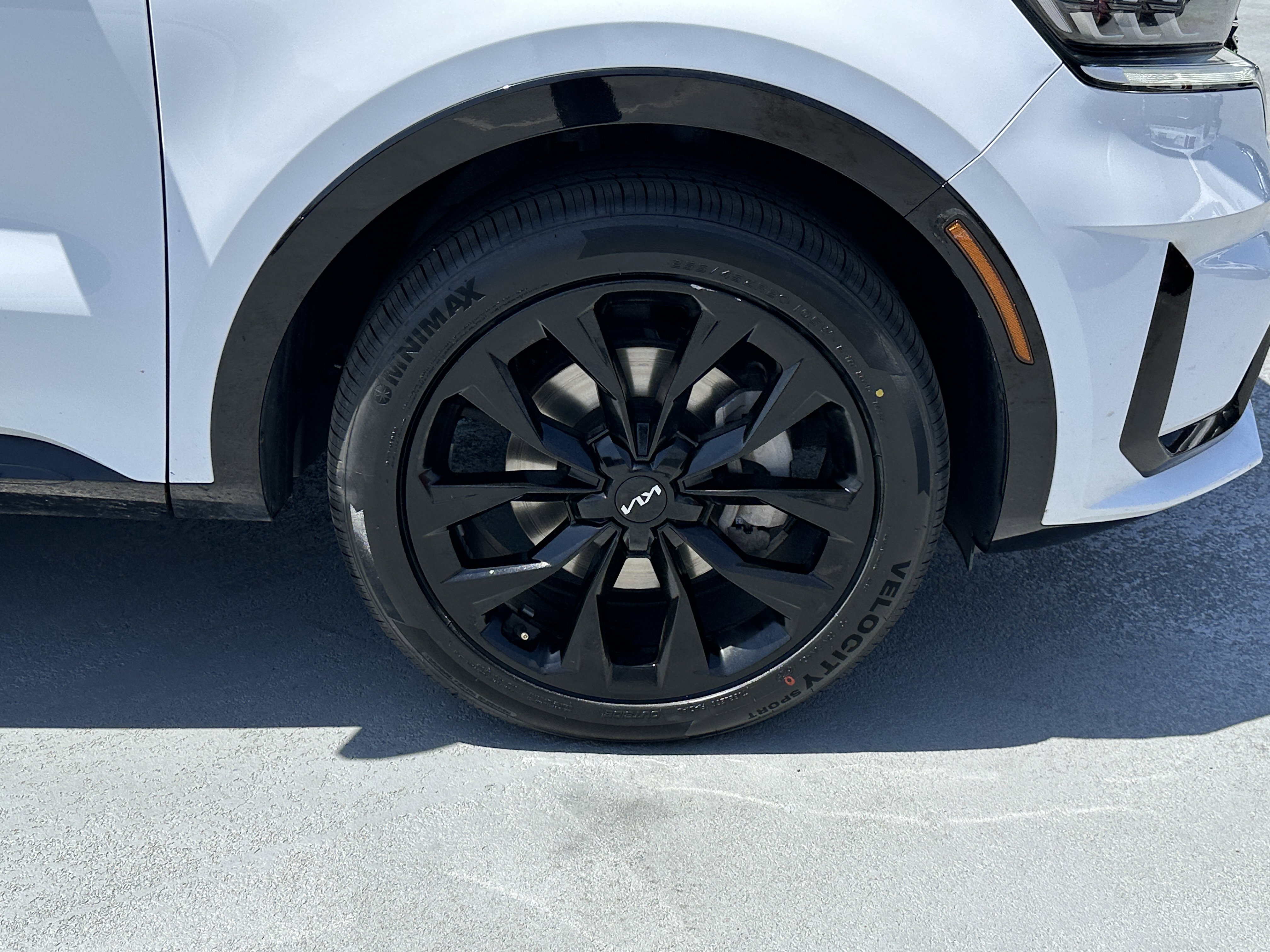 Used 2023 Kia Sorento SX FWD image 13