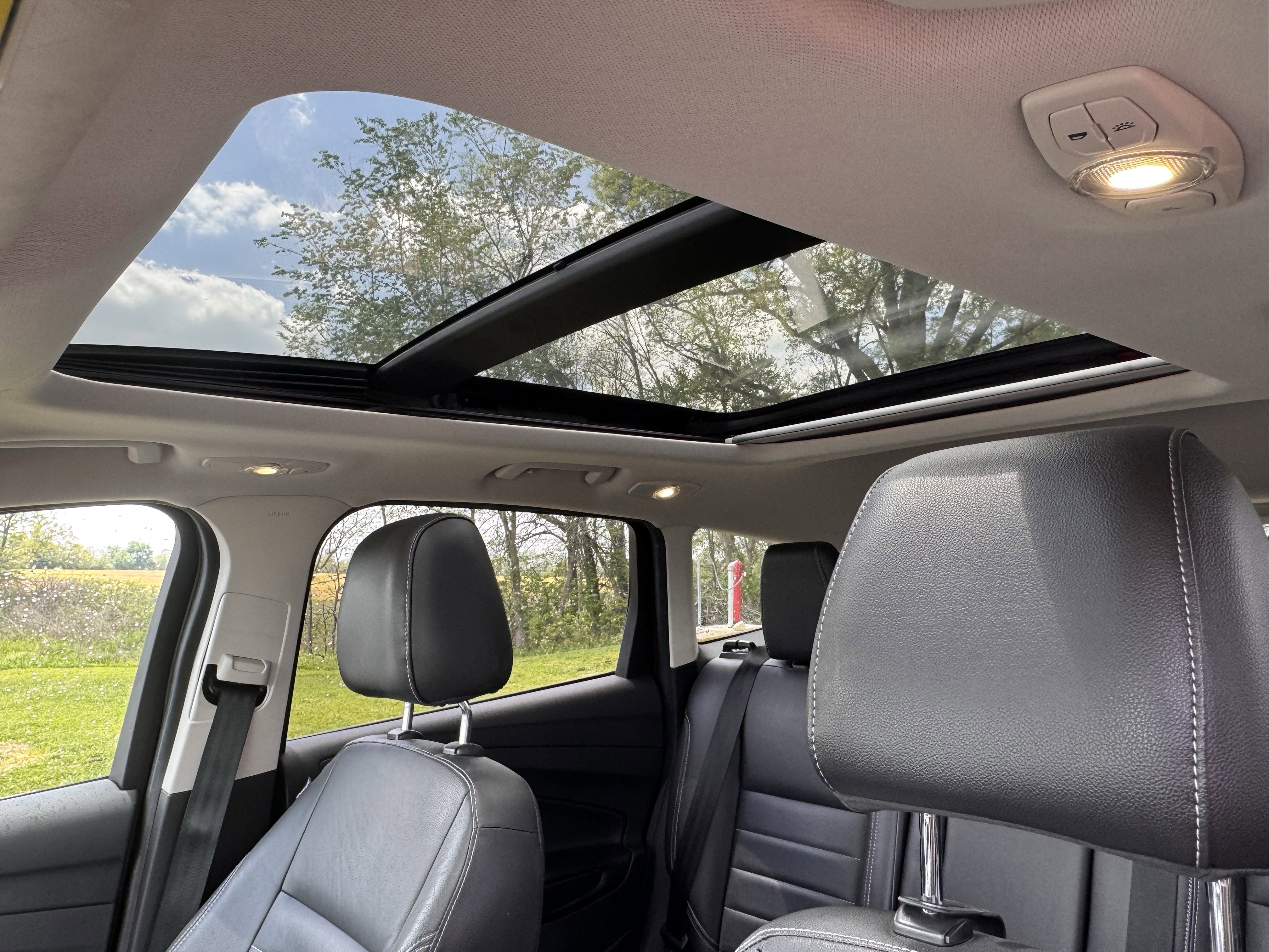 Used 2014 Ford Escape Titanium FWD image 10