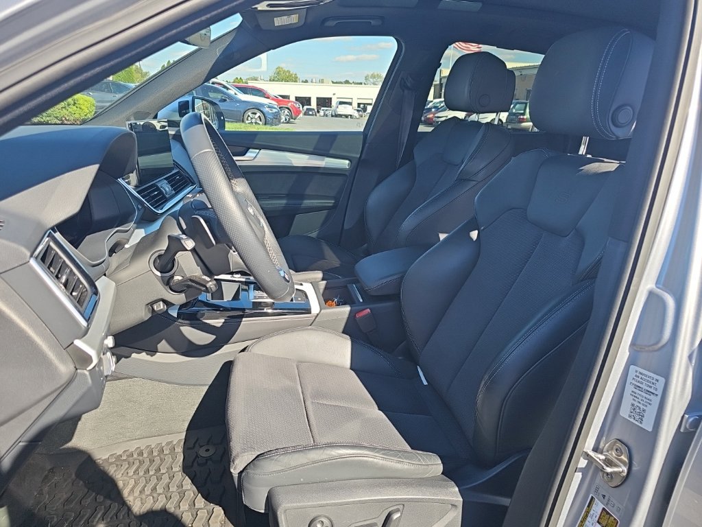 Certified 2023 Audi Q5 e Prestige w/ Prestige Package AWD/4WD image 3