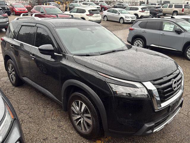 Certified 2024 Nissan Pathfinder SL