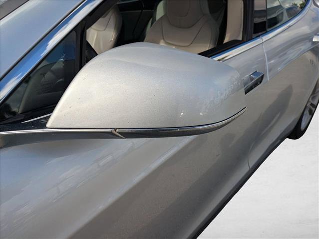 Used 2015 Tesla Model S 85D image 5