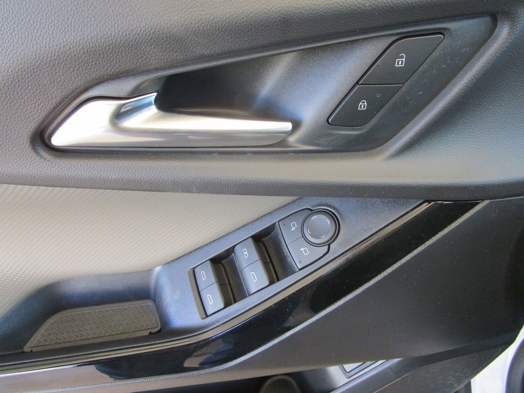 New 2026 Chevrolet Equinox LT w/ Convenience Package II image 24