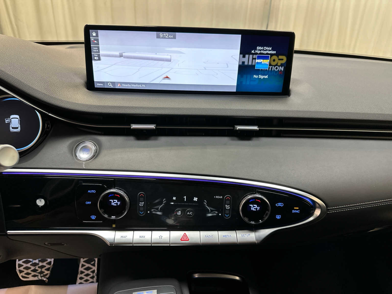 New 2025 Genesis GV70 3.5T Sport AWD/4WD image 15