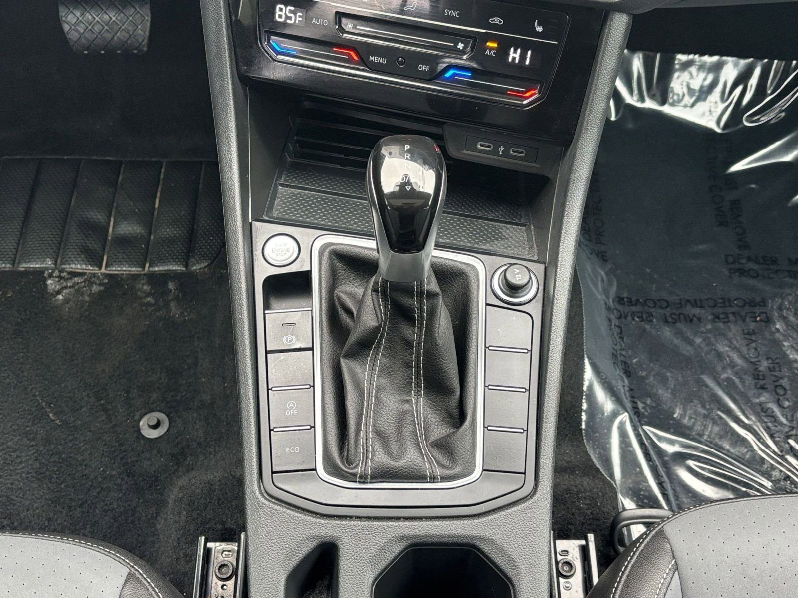 Used 2025 Volkswagen Jetta SE image 36