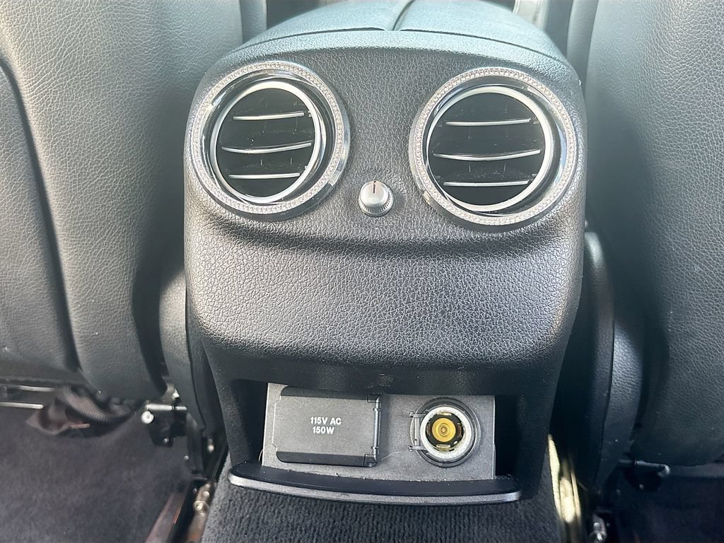 Used 2018 Mercedes-Benz E 300 image 18