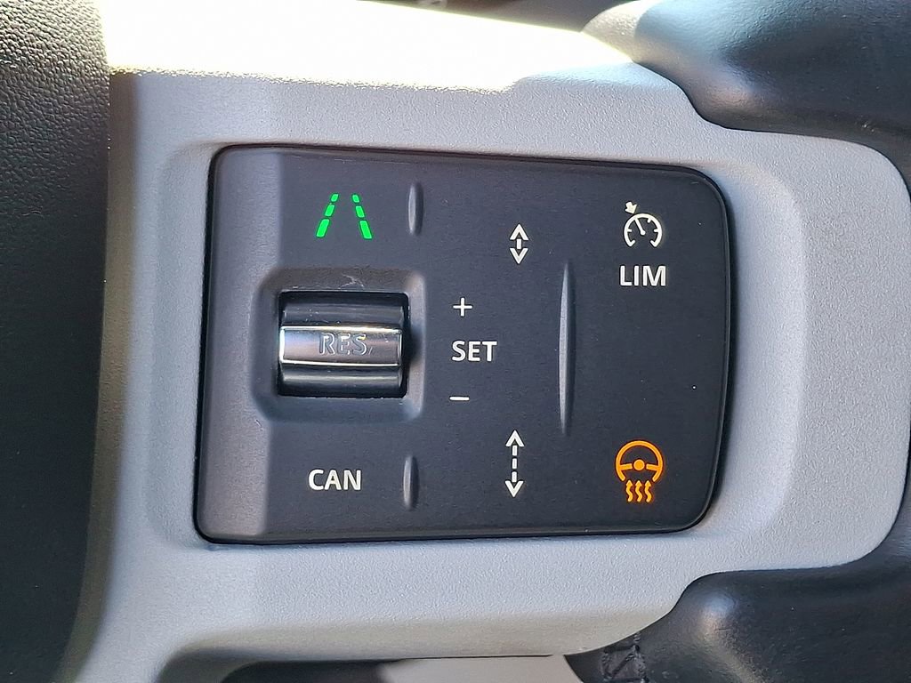 Certified 2023 Land Rover Defender 130 SE image 18