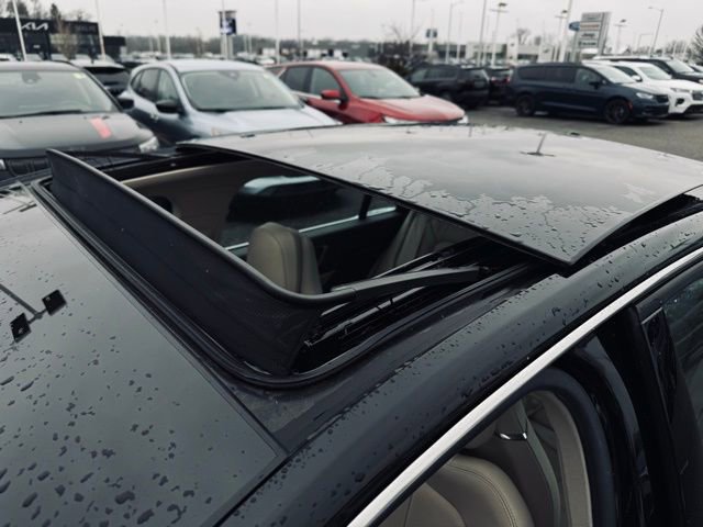 Used 2020 Lincoln Continental Reserve w/ Luxury Package image 11