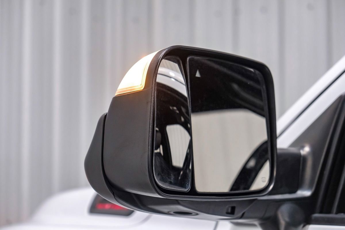 Used 2020 RAM 2500 Laramie w/ Night Edition image 40