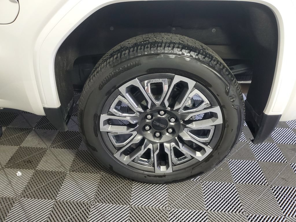 Used 2025 GMC Sierra 1500 Denali Ultimate AWD/4WD image 35