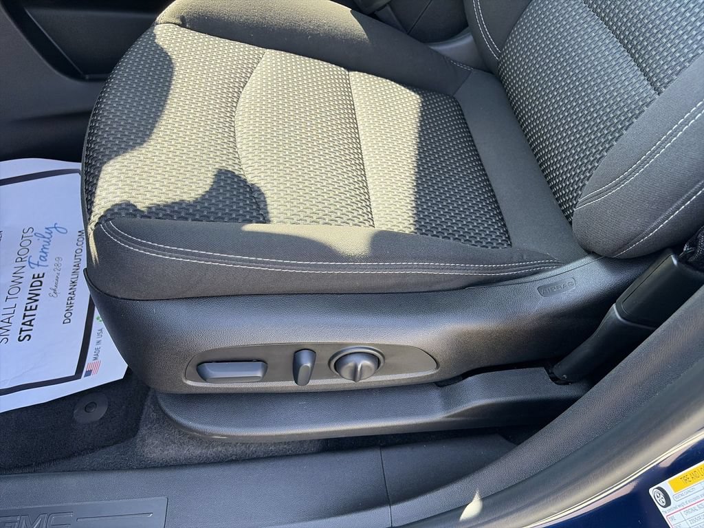 Used 2023 GMC Terrain SLE w/ Driver Convenience Package FWD image 14