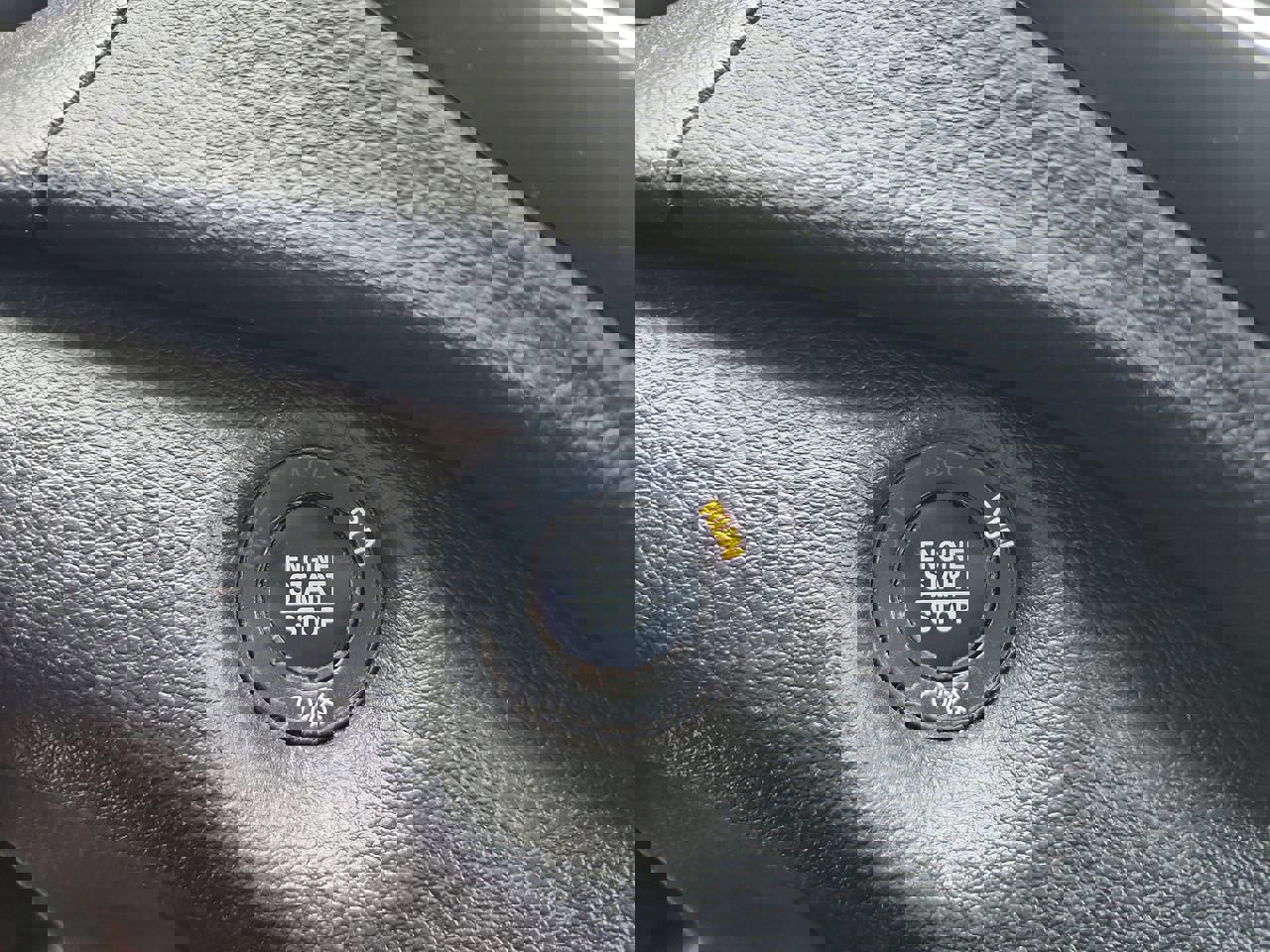 Used 2020 Jeep Cherokee Latitude Plus w/ Comfort/Convenience Group image 26