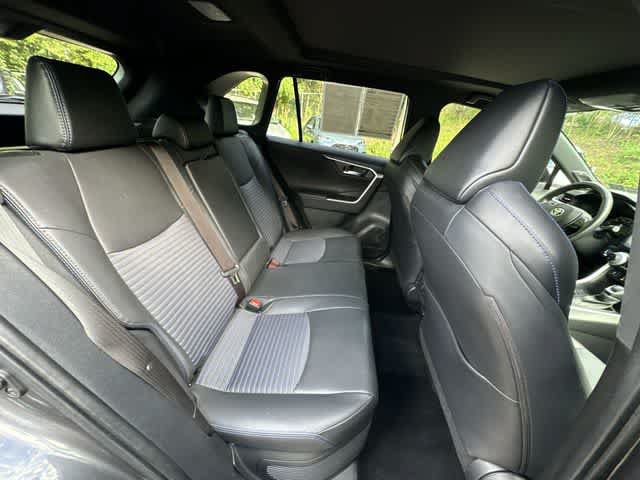 Used 2022 Toyota RAV4 XSE AWD/4WD image 22