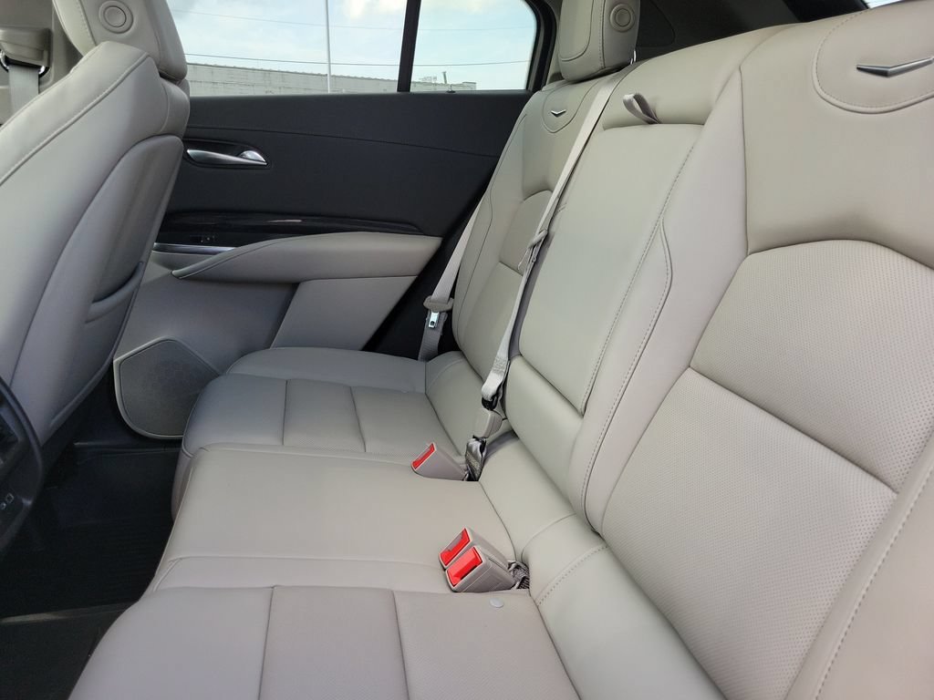 Certified 2023 Cadillac XT4 Premium Luxury w/ Technology Package AWD/4WD image 10