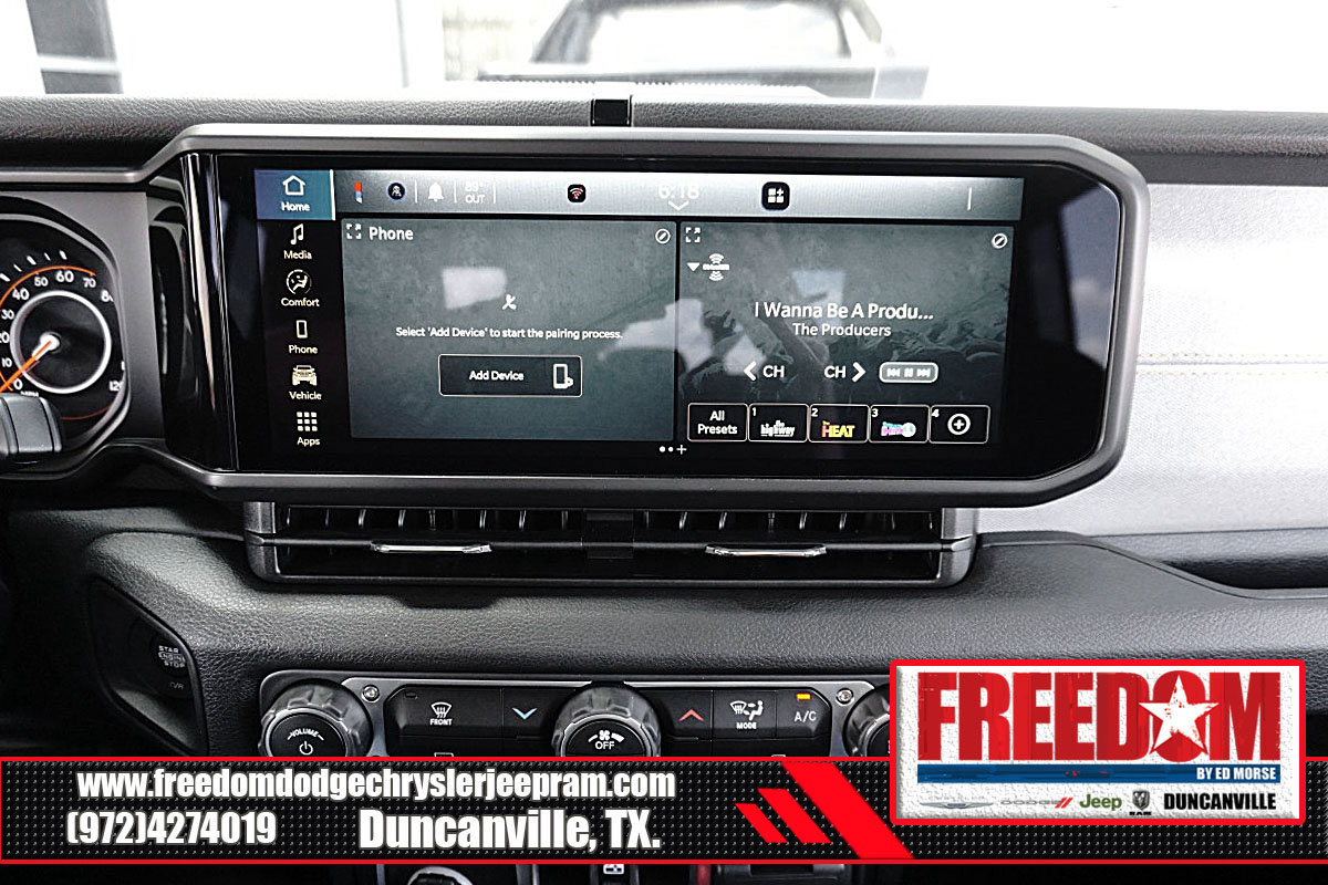 New 2025 Jeep Gladiator Sport image 20