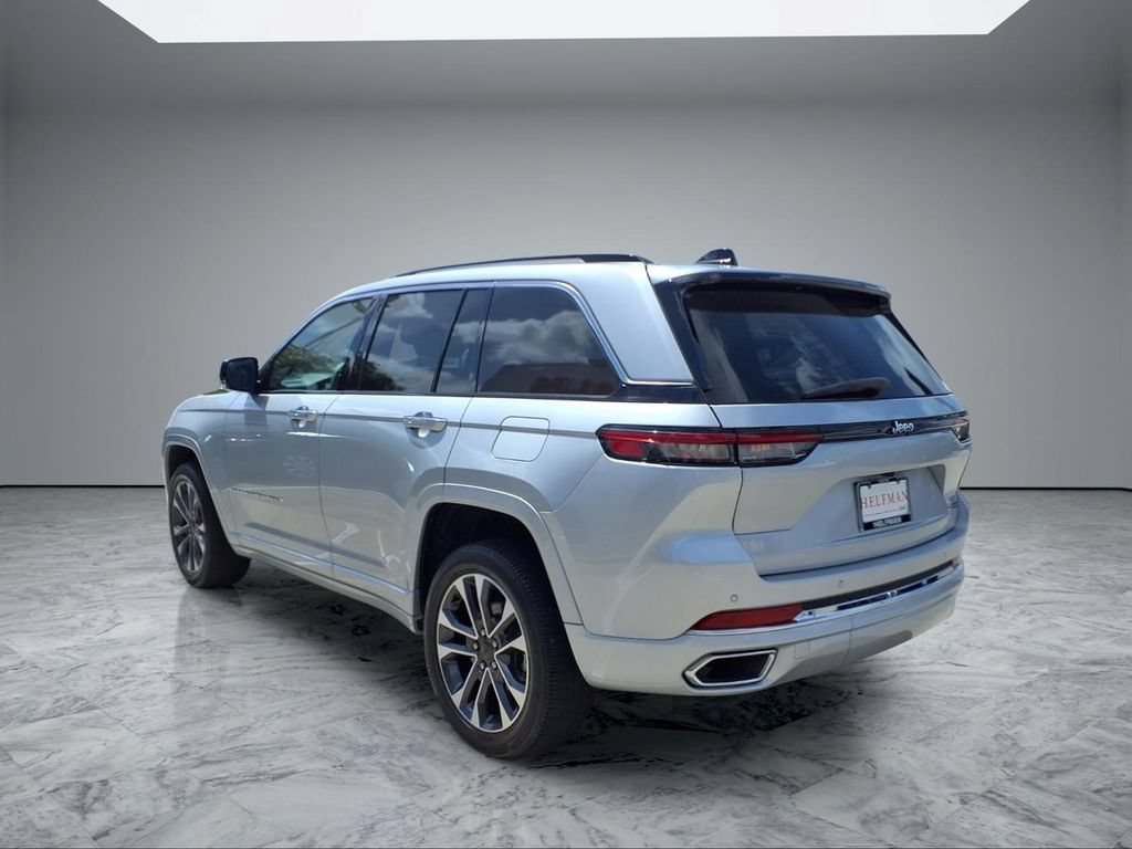 Used 2023 Jeep Grand Cherokee Overland RWD image 5