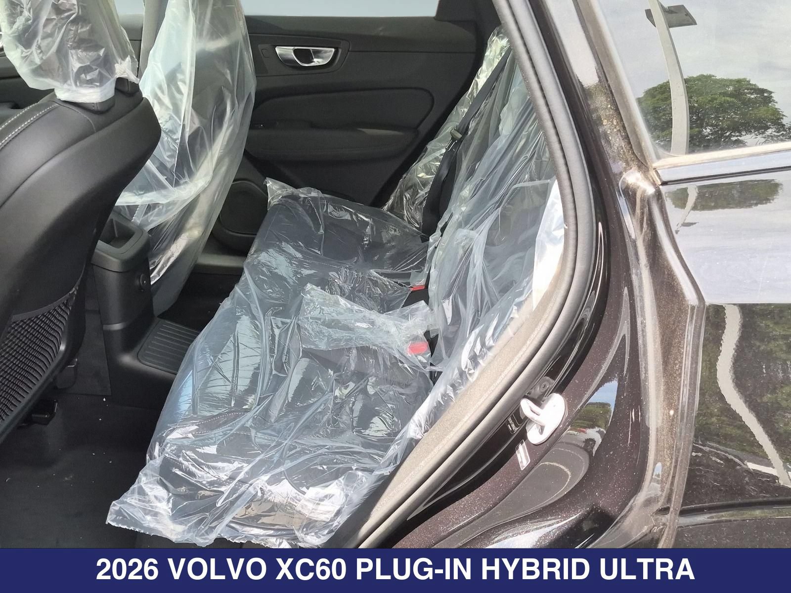New 2026 Volvo XC60 T8 Ultra w/ Protection Package Premier AWD/4WD image 19