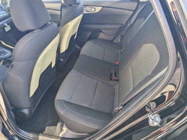 Used 2024 Kia Forte LX image 17