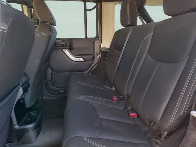 Used 2016 Jeep Wrangler Unlimited Sahara image 26