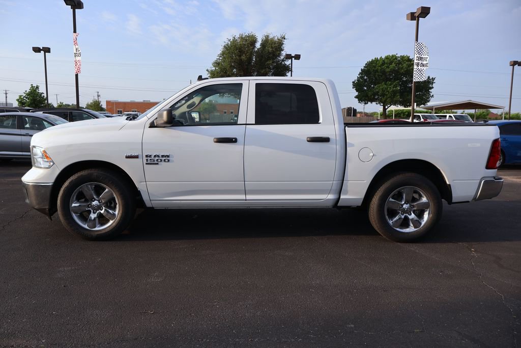 Used 2022 RAM 1500 Tradesman w/ Tradesman SXT Package RWD image 2