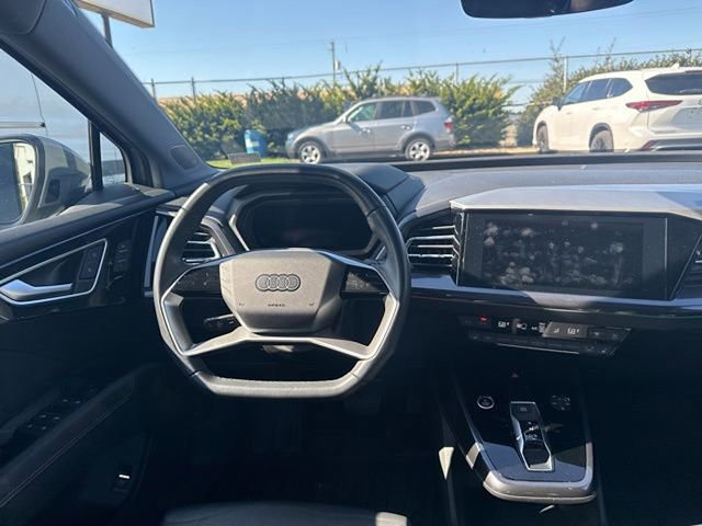 Used 2022 Audi Q4 e-tron Premium Plus AWD/4WD image 18