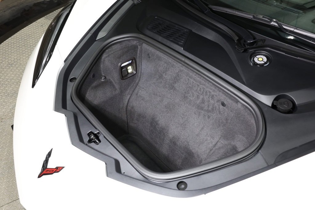 Used 2023 Chevrolet Corvette Stingray Premium Cpe w/ Z51 Performance Package image 29