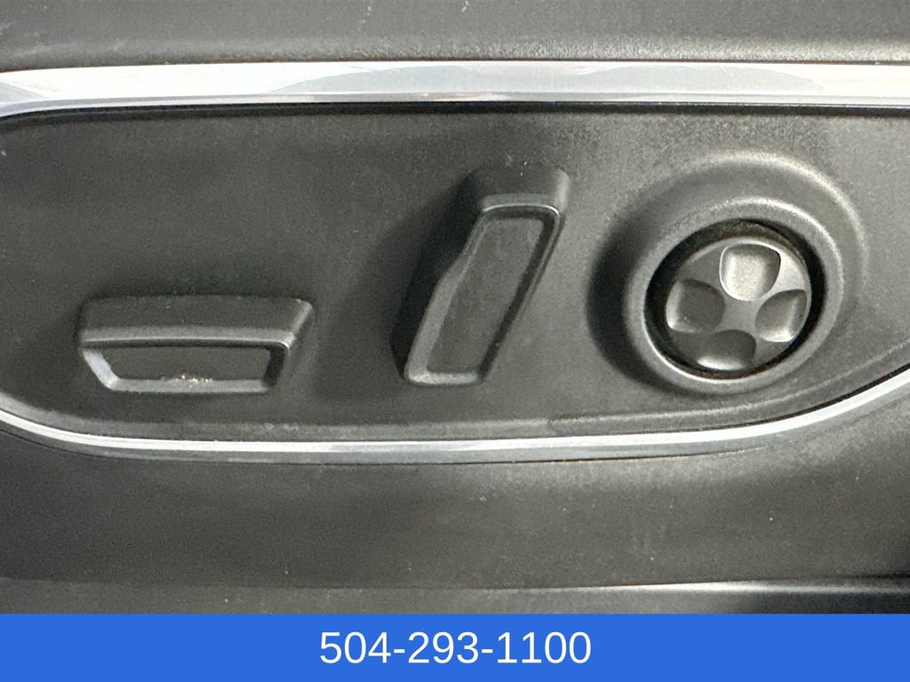 Used 2024 Jeep Wagoneer L Series II RWD image 22