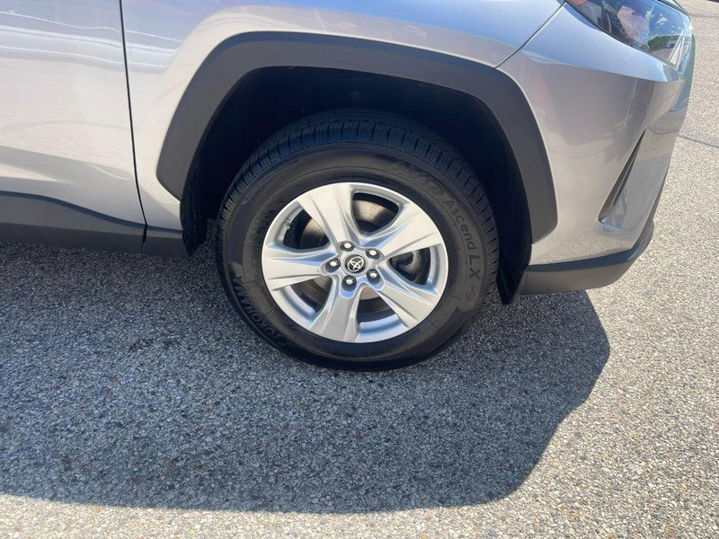 Used 2021 Toyota RAV4 LE w/ Carpet Mat Package (TMS) image 8