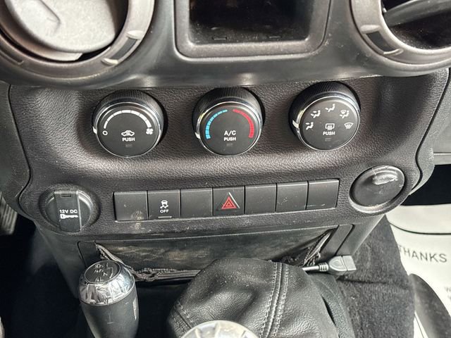 Used 2017 Jeep Wrangler Sport image 24