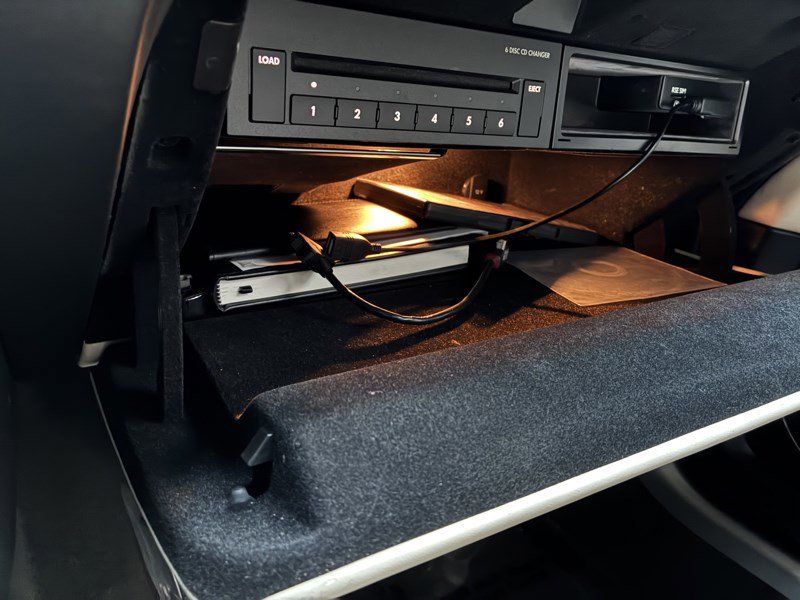 Used 2015 Bentley Flying Spur V8 image 16