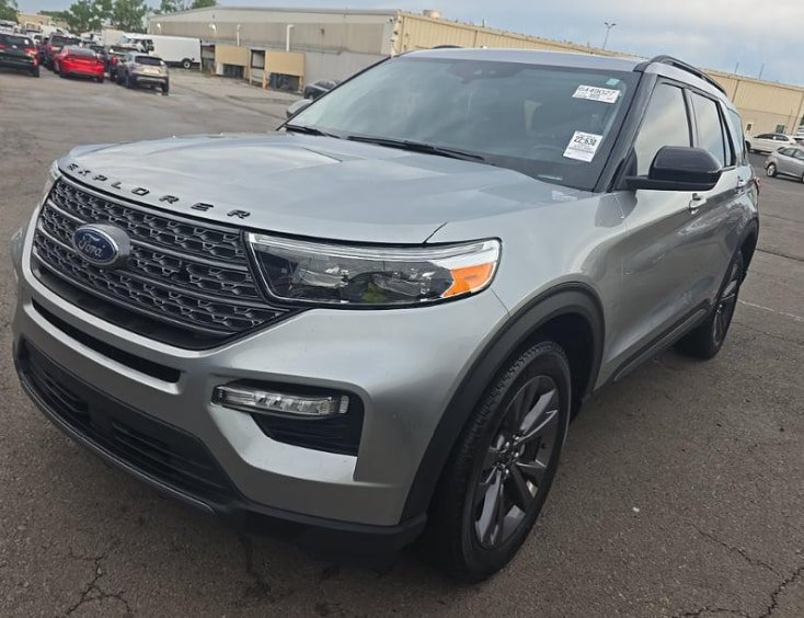Used 2023 Ford Explorer XLT w/ Equipment Group 202A AWD/4WD video 1