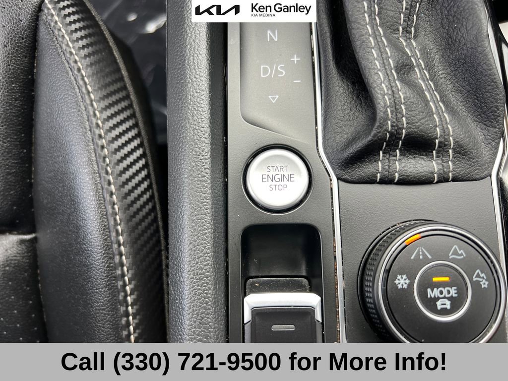 Used 2022 Volkswagen Atlas Cross Sport SE AWD/4WD image 35