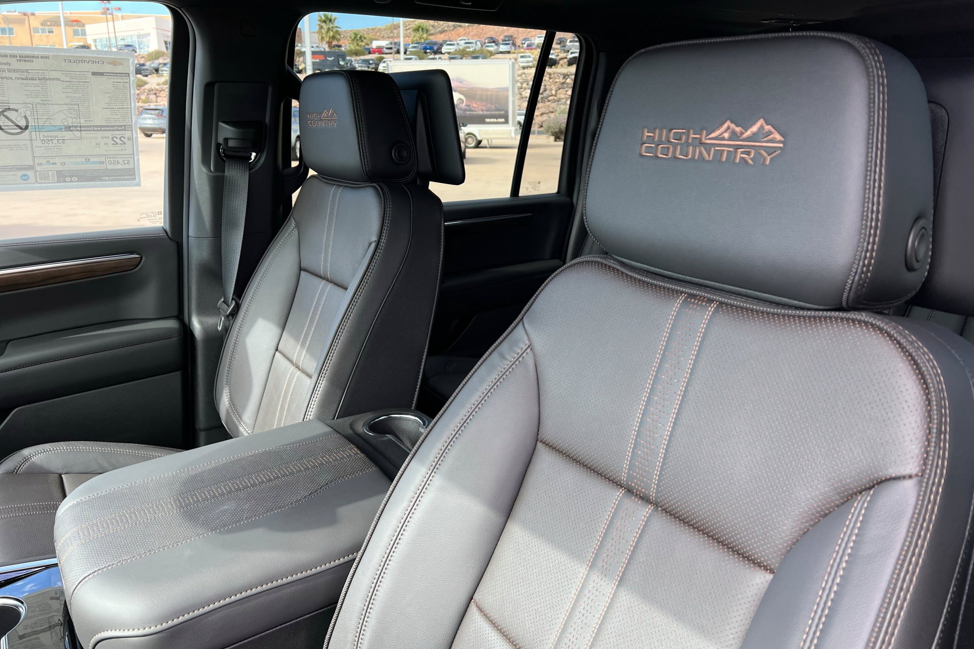 New 2026 Chevrolet Suburban High Country image 17