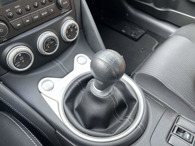 Used 2020 Nissan 370Z Coupe image 29