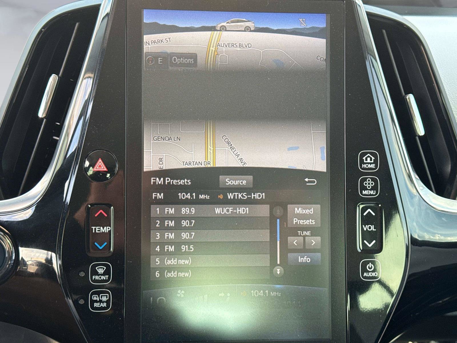 Used 2019 Toyota Prius Limited image 22