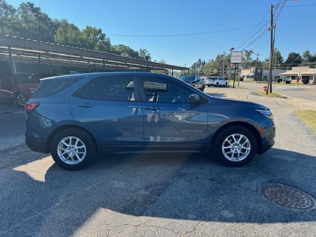 Used 2024 Chevrolet Equinox LS w/ Driver Confidence II Package image 5