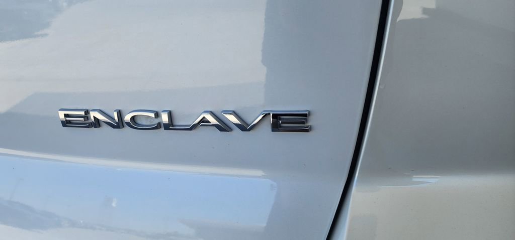 Used 2016 Buick Enclave Premium image 11