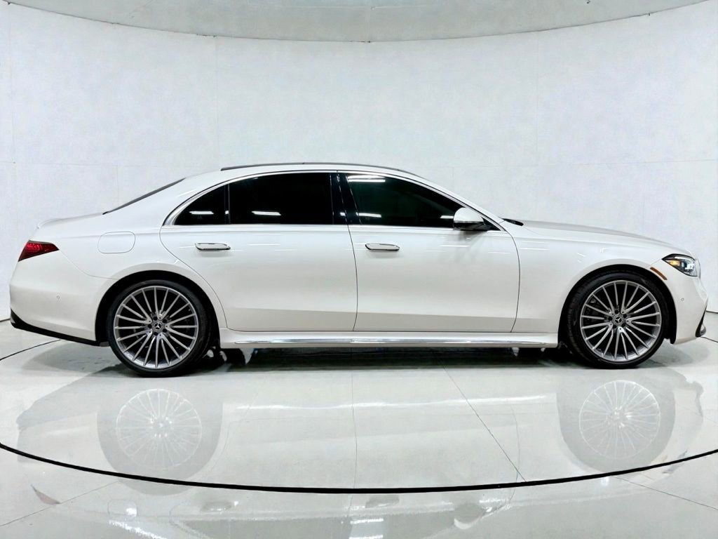 Used 2023 Mercedes-Benz S 500 4MATIC w/ AMG Line image 16