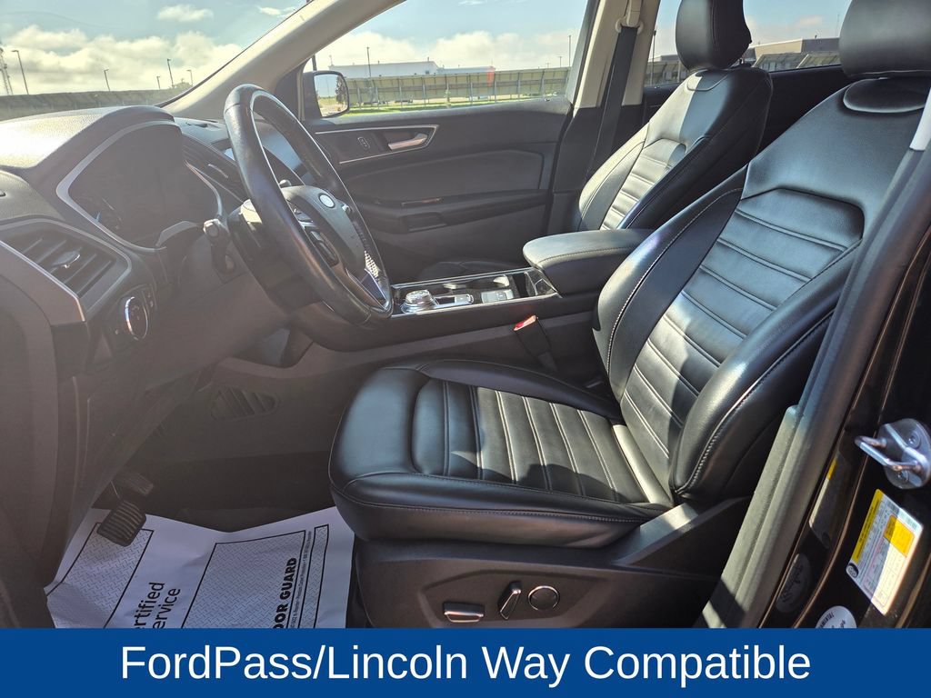 Used 2019 Ford Edge SEL w/ Cold Weather Package AWD/4WD image 8