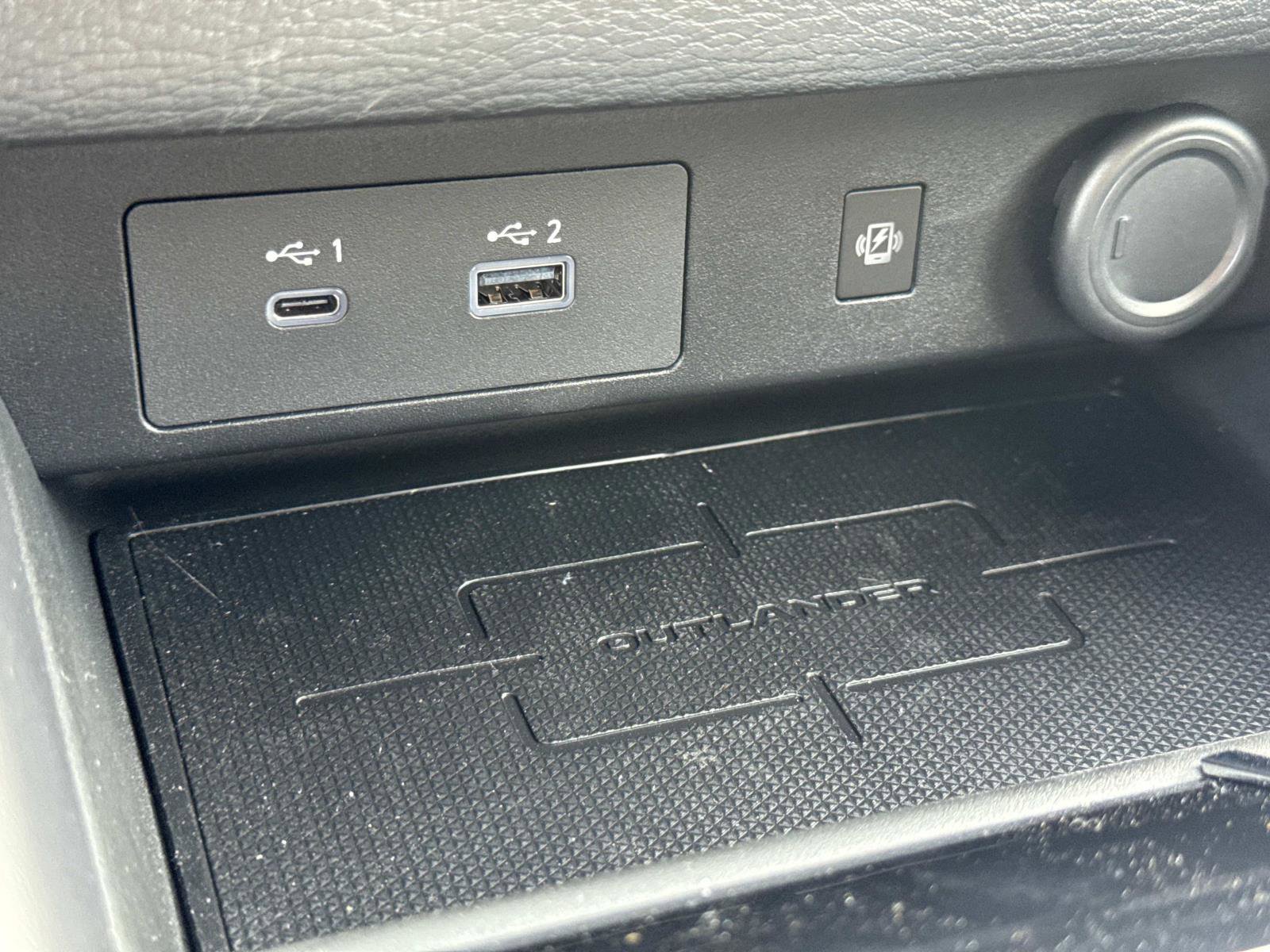 New 2025 Mitsubishi Outlander 4WD Plug-In Hybrid image 30