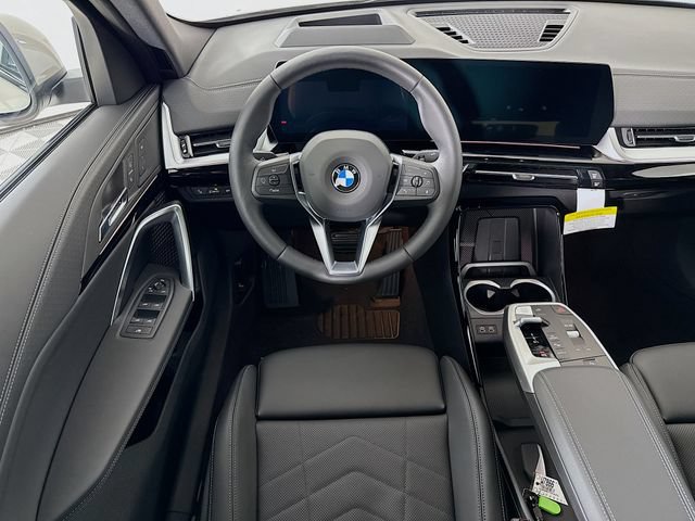 Used 2026 BMW X2 xDrive28i w/ Technology Package AWD/4WD image 23