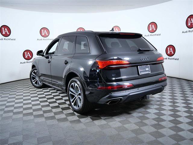 Certified 2025 Audi Q7 2.0T Premium Plus image 6