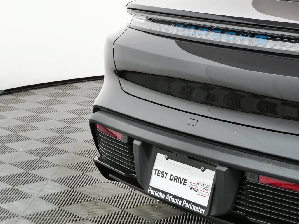 New 2026 Porsche Taycan RWD image 36