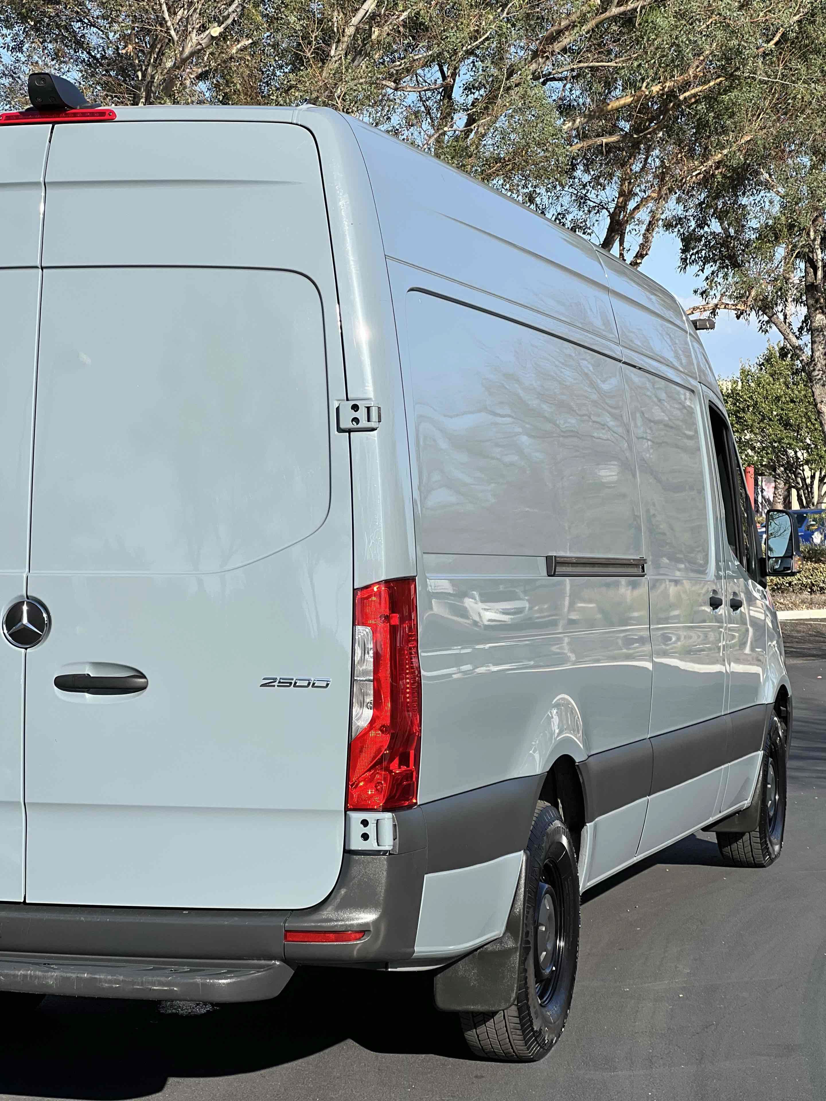 Used 2024 Mercedes-Benz Sprinter 2500 image 56
