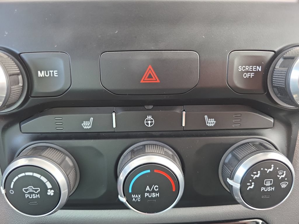 Used 2023 RAM 1500 Big Horn AWD/4WD image 27