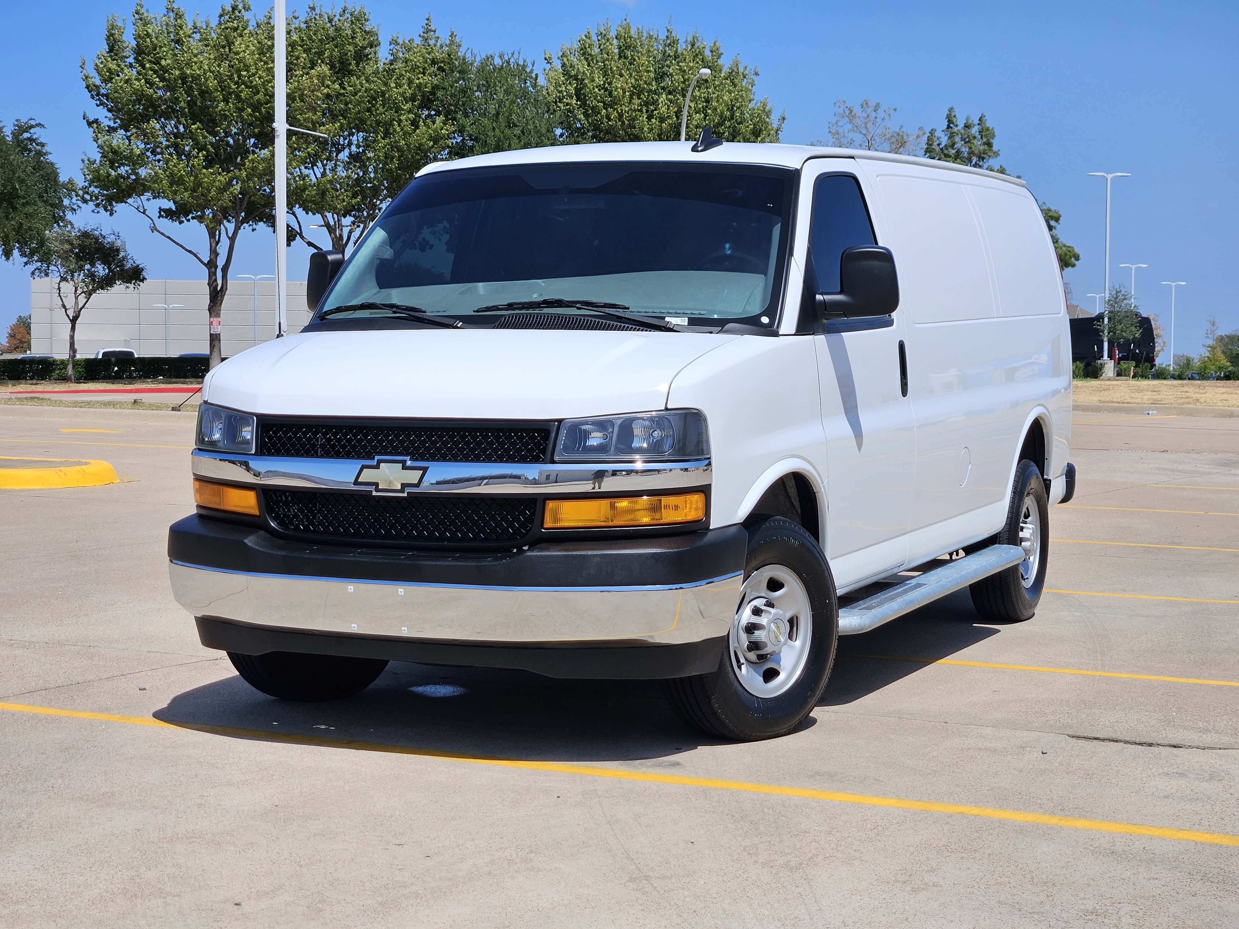 Used 2024 Chevrolet Express 2500 w/ Driver Convenience Package RWD image 1