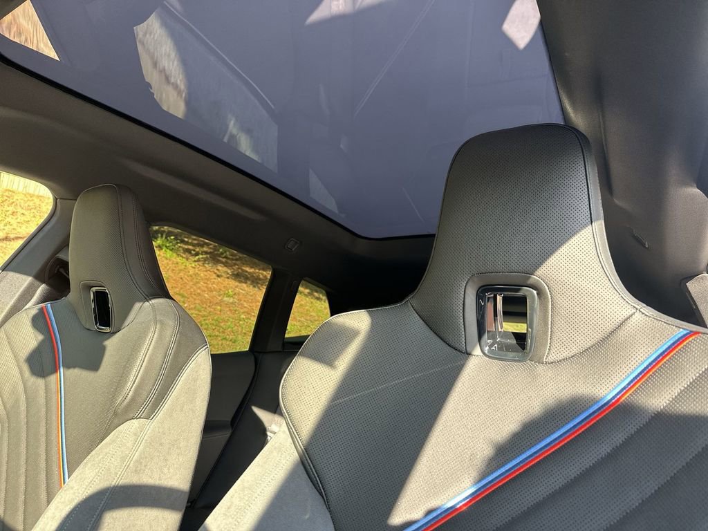 New 2026 BMW iX xDrive60 w/ M Sport Package image 21