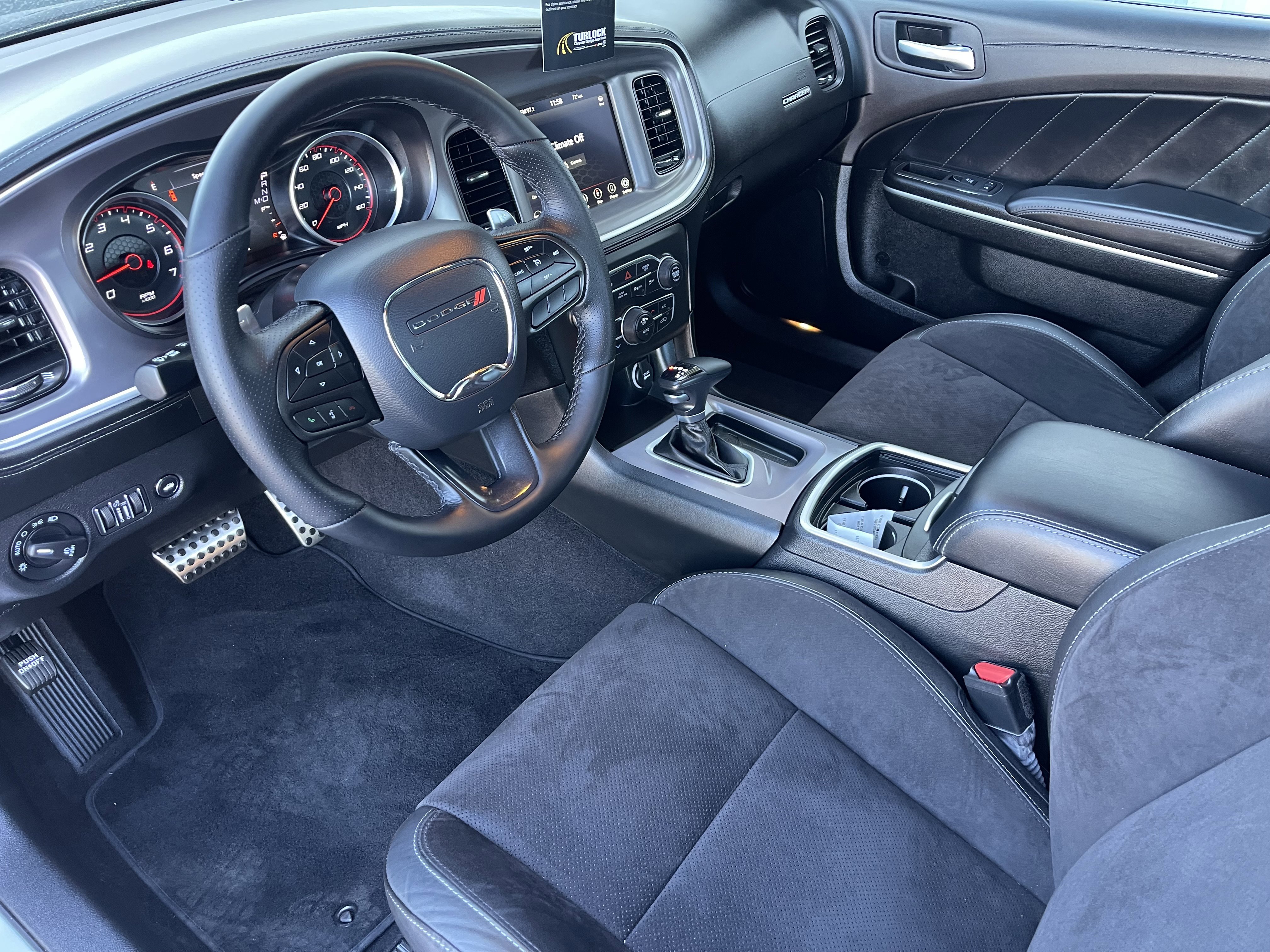 Used 2022 Dodge Charger R/T w/ Plus Group image 11