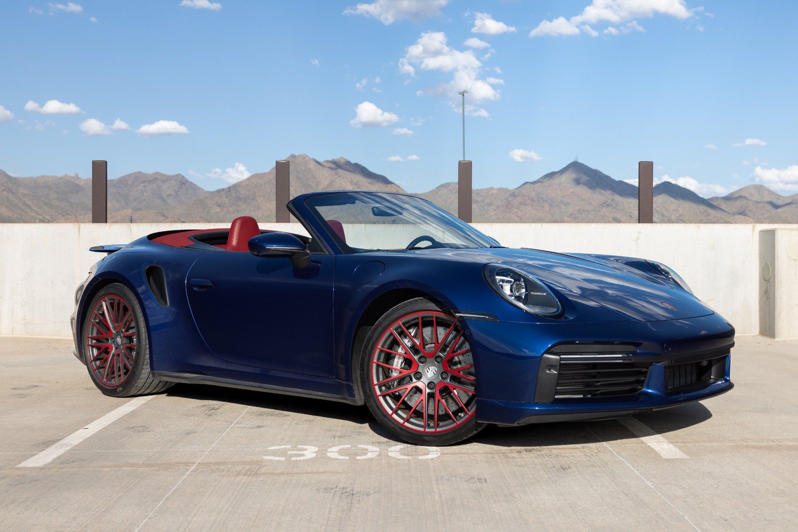 Used 2025 Porsche 911 Turbo AWD/4WD image 5