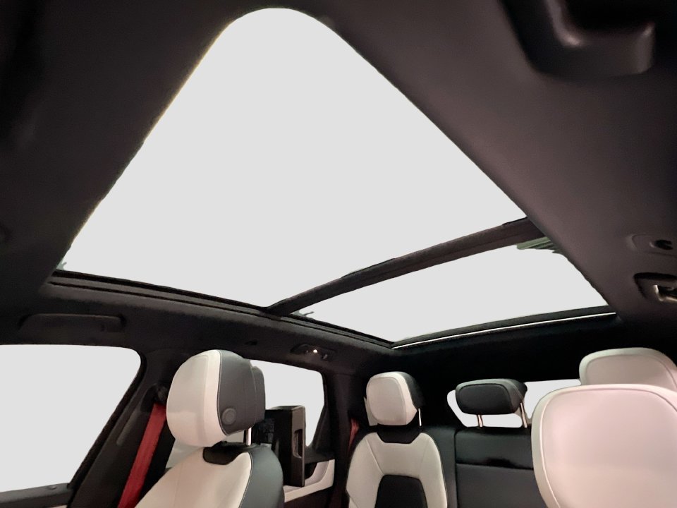 Certified 2024 Porsche Cayenne AWD/4WD image 14